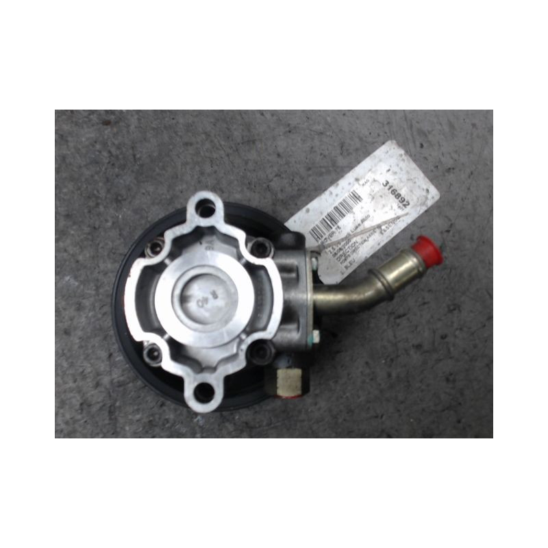 POMPE DIRECTION ASSISTEE ROVER 75