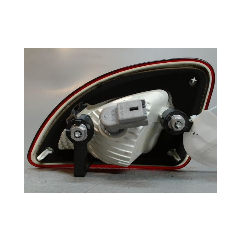 FEU ARRIERE INTERIEUR DROIT RENAULT TWINGO
