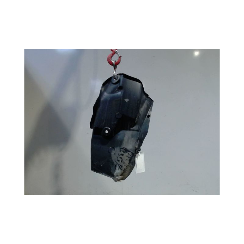 PARE-BOUE ARRIERE DROIT DACIA SANDERO 2008-