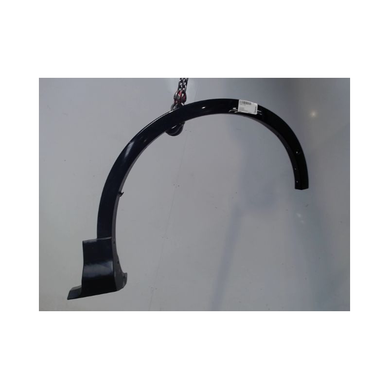 ELARGISSEUR AILE AVANT DROIT FORD KUGA