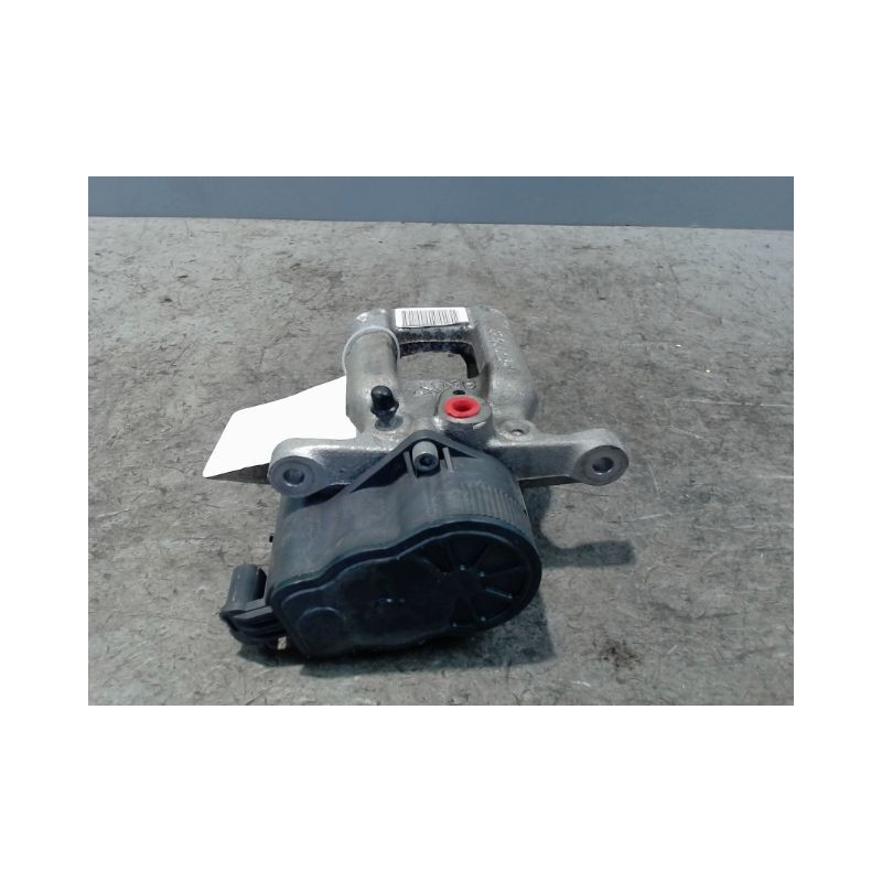 ETRIER DE FREIN ARRIERE DROIT FIAT 600