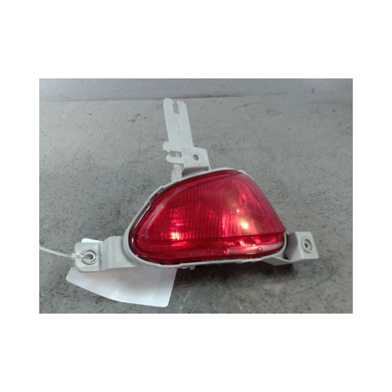 FEU BROUILLARD ARRIERE GAUCHE MAZDA MAZDA 2