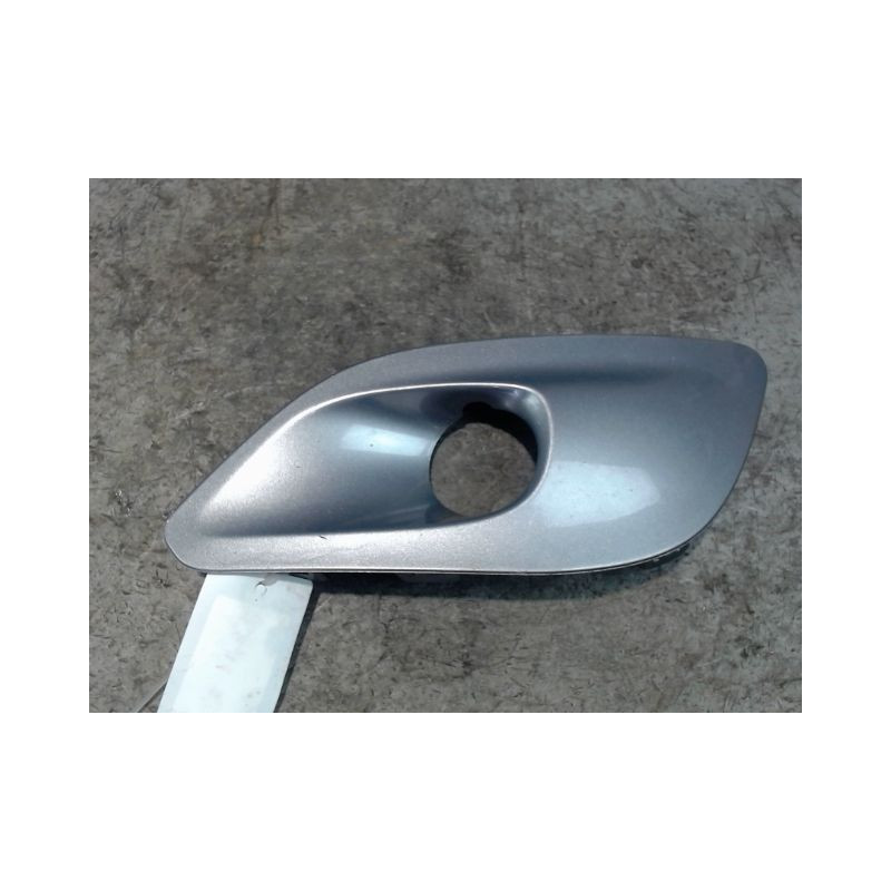 OBTURATEUR PHARE ADDITIONNEL PARE-CHOC AVG PEUGEOT 308 2011-