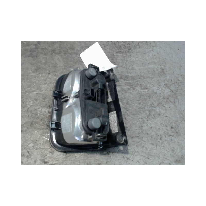 FEU BROUILLARD ARRIERE GAUCHE RENAULT TRAFIC