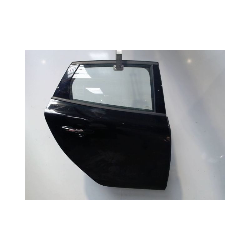 PORTE ARRIERE DROIT VOLVO V40 2000-