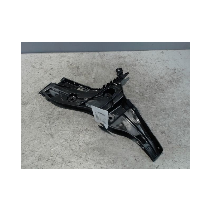 SUPPORT PARE-CHOC ARD AUDI A3 SPORTBACK