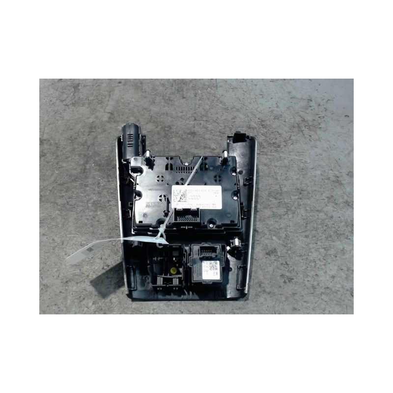 COMMANDE GPS AUDI A3 SPORTBACK