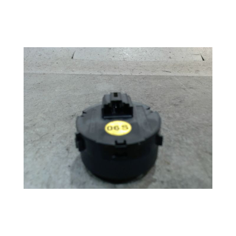 BOUTON COMMANDE TOIT OUVRANT VOLKSWAGEN SCIROCCO