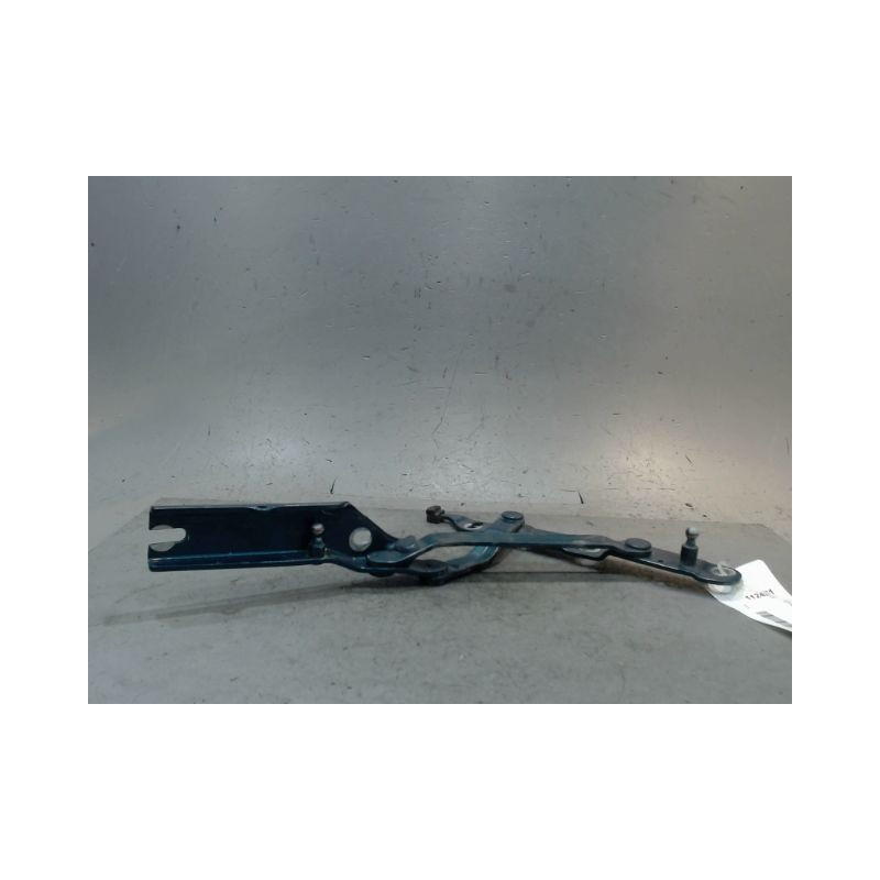 COMPAS GAUCHE COFFRE ARRIERE AUDI 80