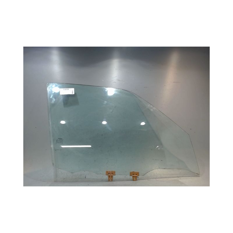 GLACE PORTE AVD NISSAN JUKE