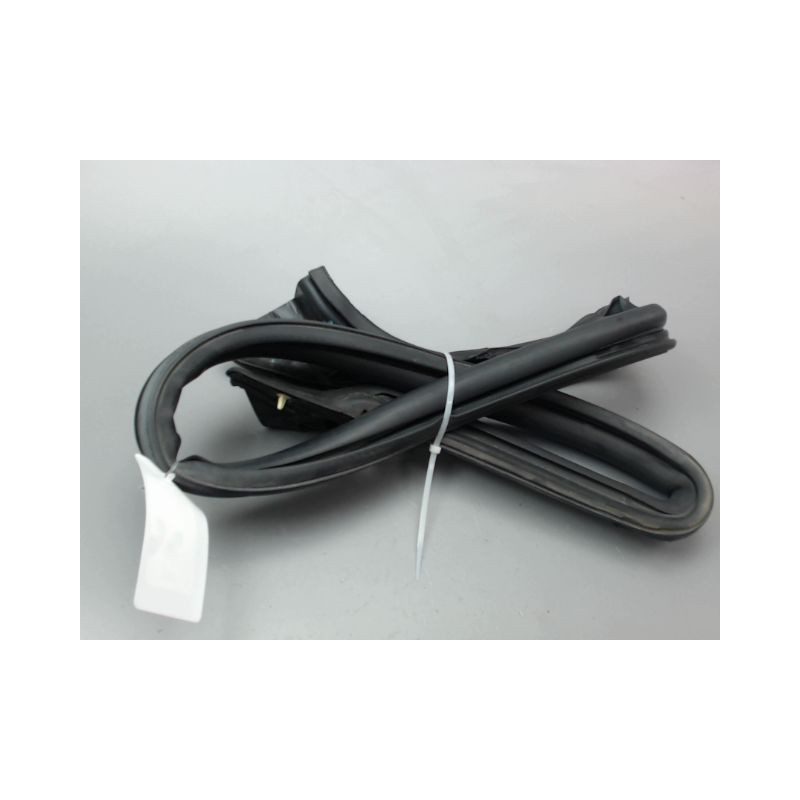 JOINT PORTE AVANT GAUCHE FORD COUPE