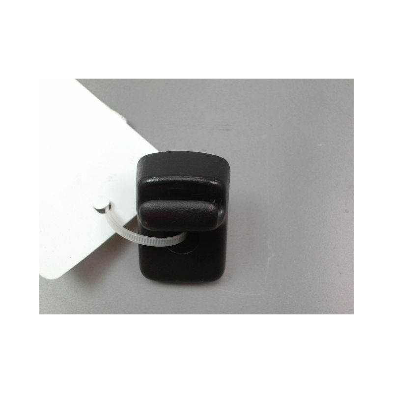 CROCHET FIXATION PARE SOLEIL G FORD COUPE