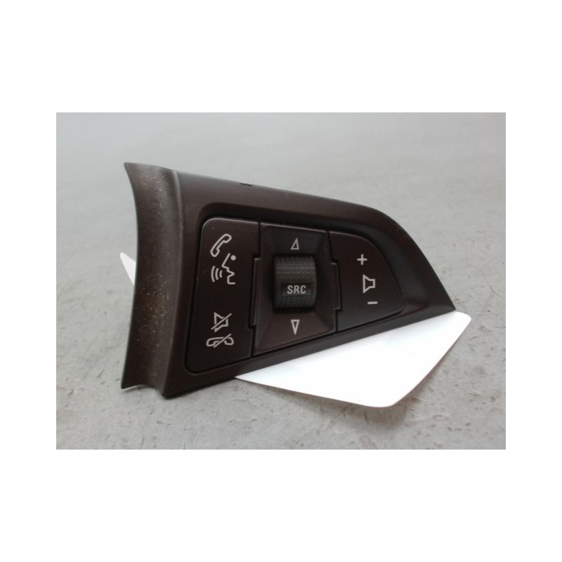 COMMANDES VOLANT GAUCHE  OPEL INSIGNIA Phase 1 2009-2013