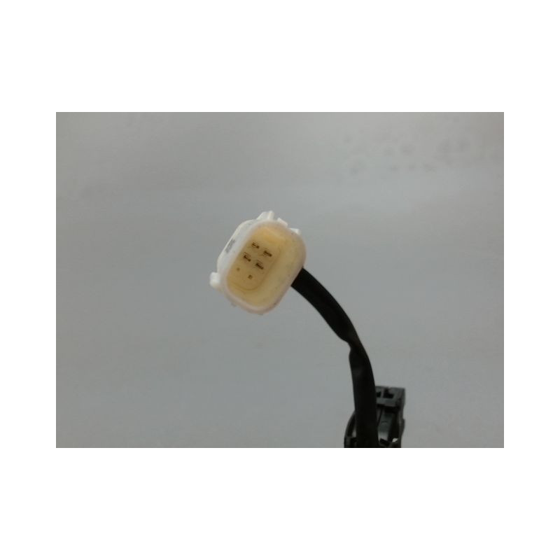 POIGNEE EXTERIEURE PORTE AVANT DROIT MAZDA 3