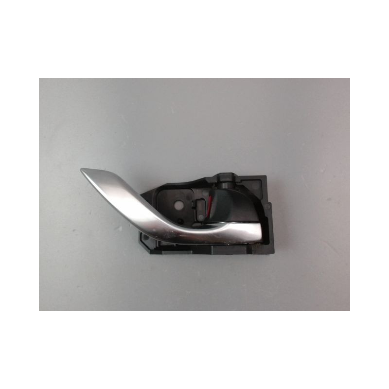 POIGNEE INTERIEURE PORTE AVANT DROIT MAZDA 3