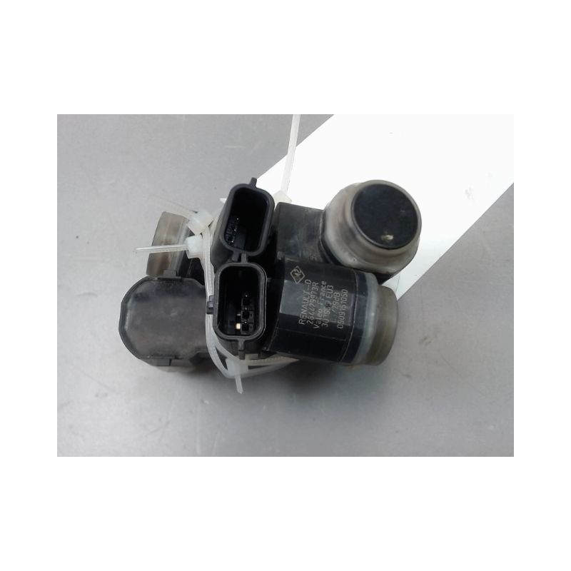 CAPTEUR AIDE STATIONNEMENT AVANT RENAULT MEGANE COUPE III Phase 3 2013-...