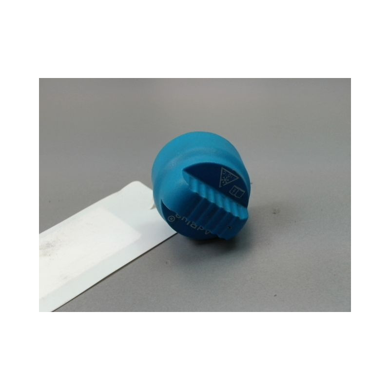 BOUCHON RESERVOIR ADBLUE RENAULT CLIO