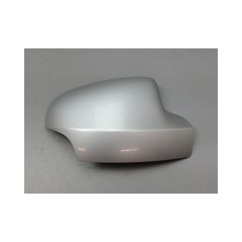 CARENAGE RETROVISEUR EXTERIEUR DROIT DACIA LOGAN