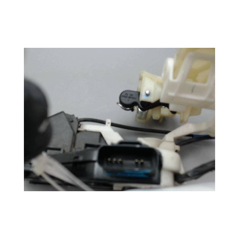SYSTEME CONDAMNATION AVANT DROIT KIA SOUL 08-