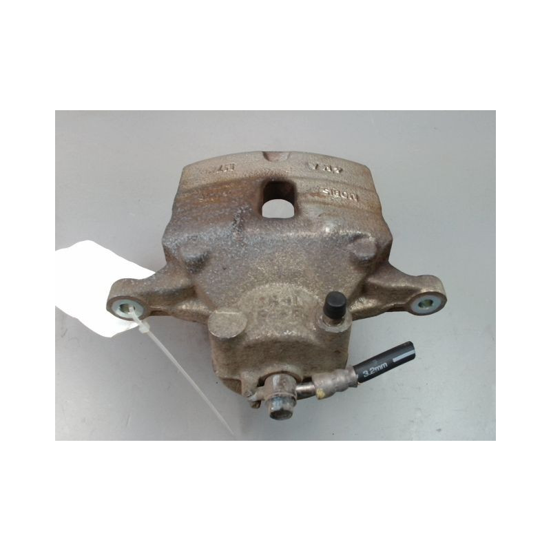 ETRIER DE FREIN AVANT DROIT KIA SOUL 08-