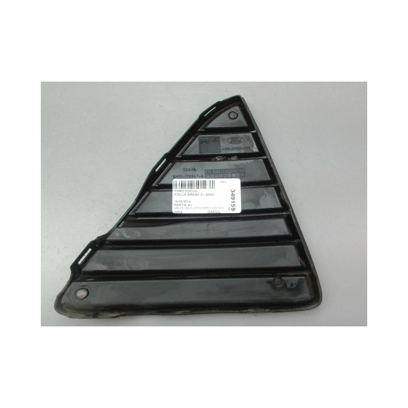 GRILLE VENTILATION PARE-CHOC AVG FORD FOCUS BREAK 2005-