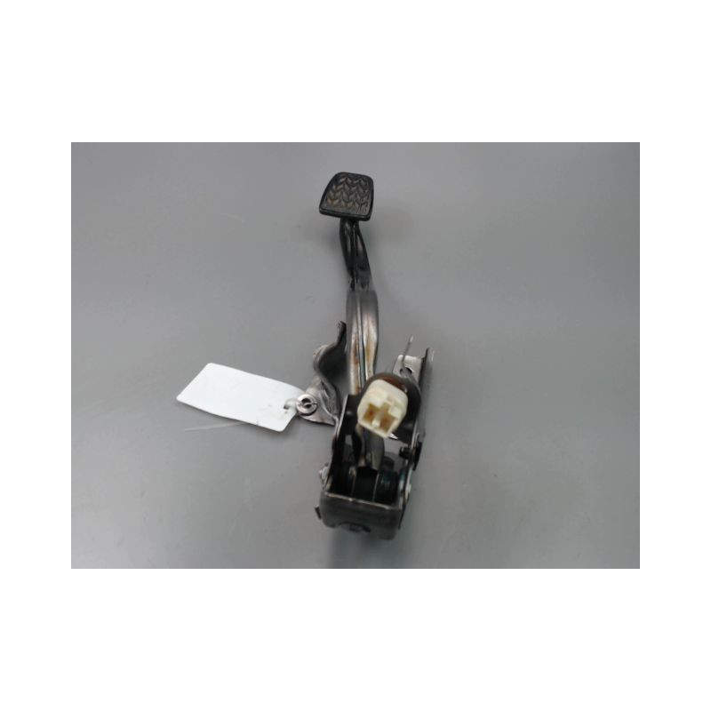PEDALE DE FREIN TOYOTA YARIS 2005-