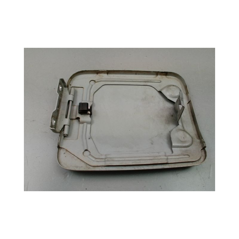 VOLET DE TRAPPE CARBURANT MITSUBISHI PAJERO BREAK III Phase 2 2003-2006