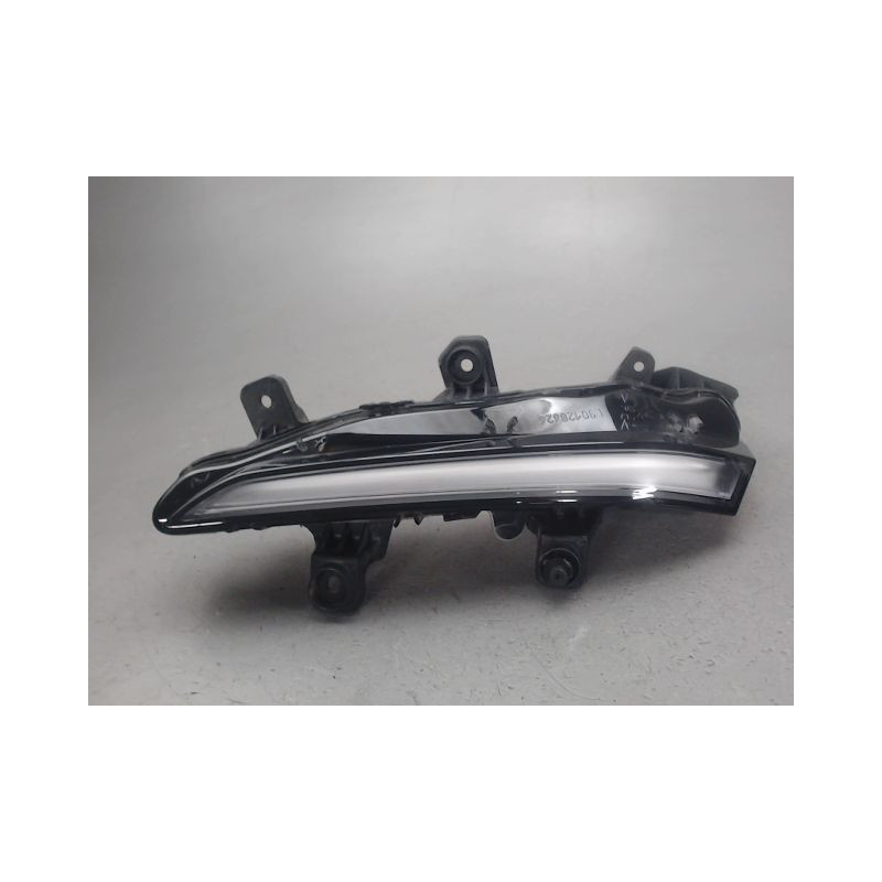 FEUX POSITION DROIT PEUGEOT 208