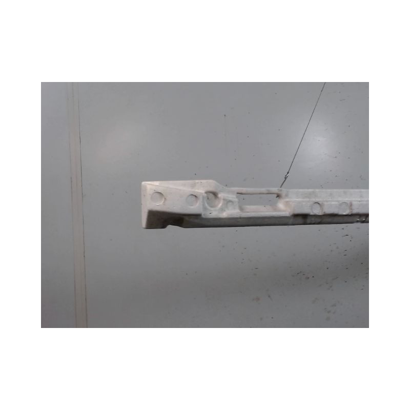 ABSORBEUR PARE-CHOC ARRIERE NISSAN NV200