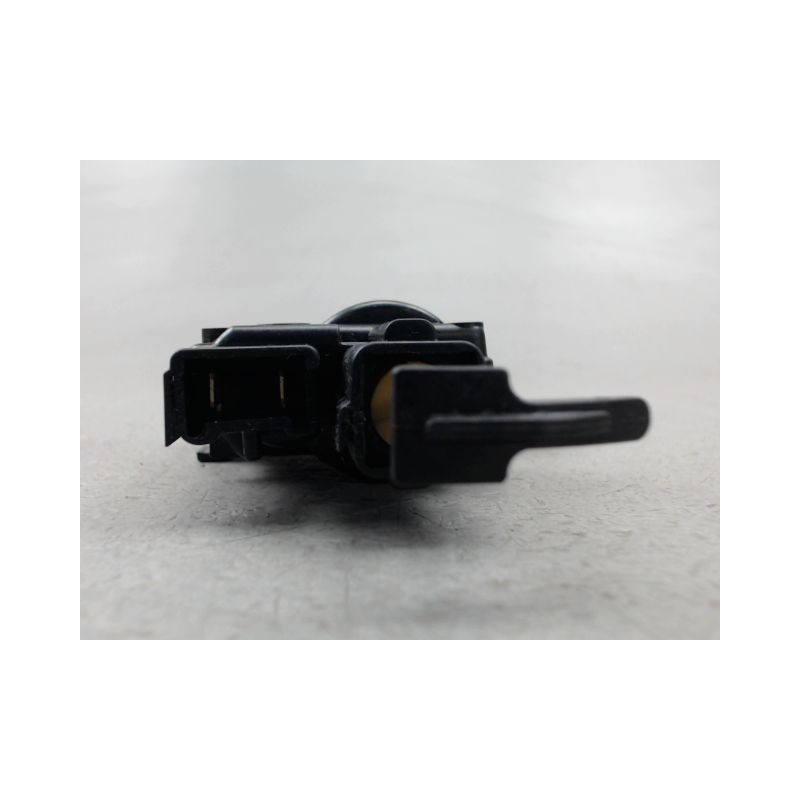 ACTIONNEUR TRAPPE CARBURANT RENAULT CLIO