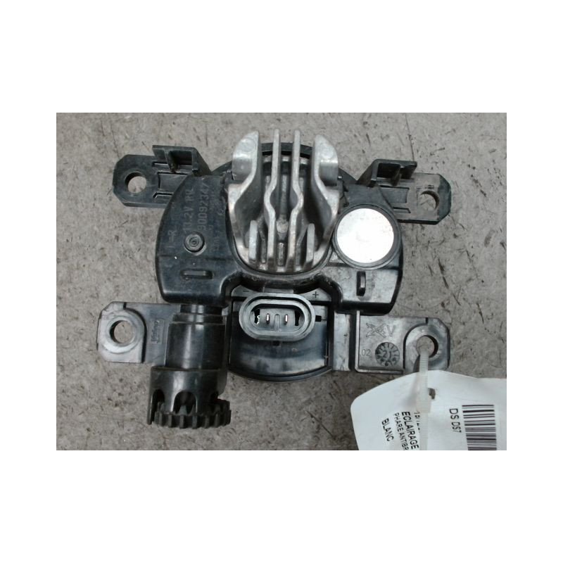 PHARE ANTIBROUILLARD AVANT DROIT DS DS7