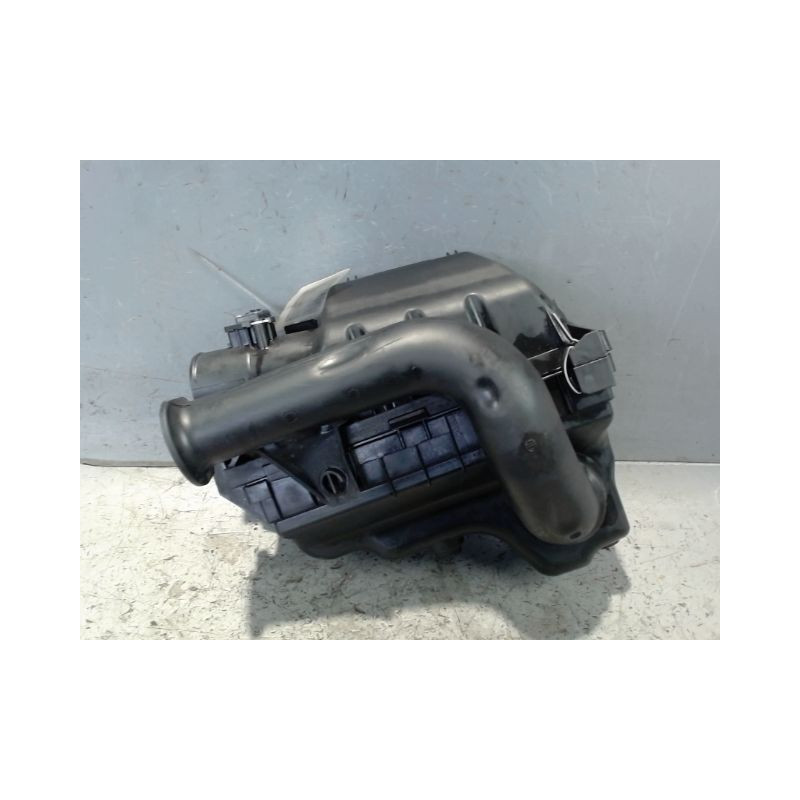 BOITIER FILTRE A AIR TOYOTA YARIS II 2010-