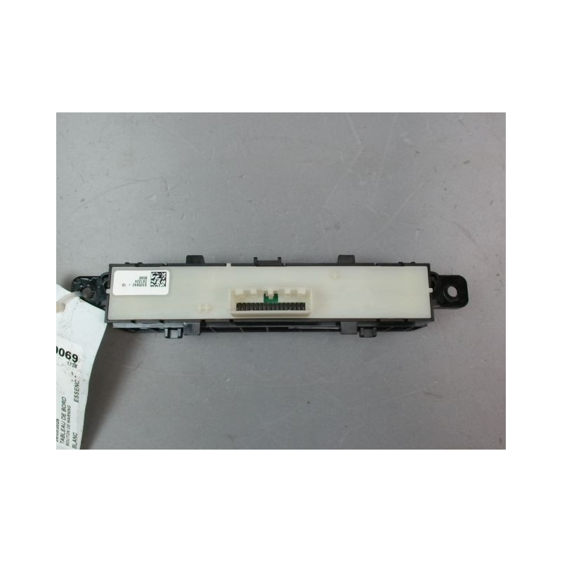 BOUTON DE WARNING DACIA SANDERO 2008-