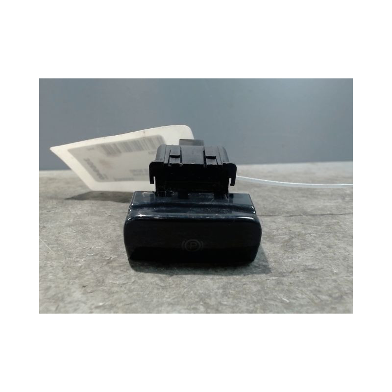 INTERIEUR COMMANDE FREIN A MAIN DS DS4