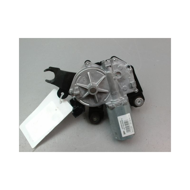 MOTEUR ESSUIE-GLACE ARRIERE RENAULT CLIO IV