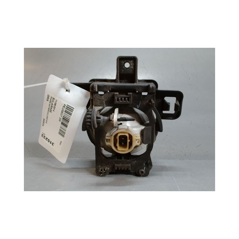 PHARE ANTIBROUILLARD AVANT GAUCHE PEUGEOT 208