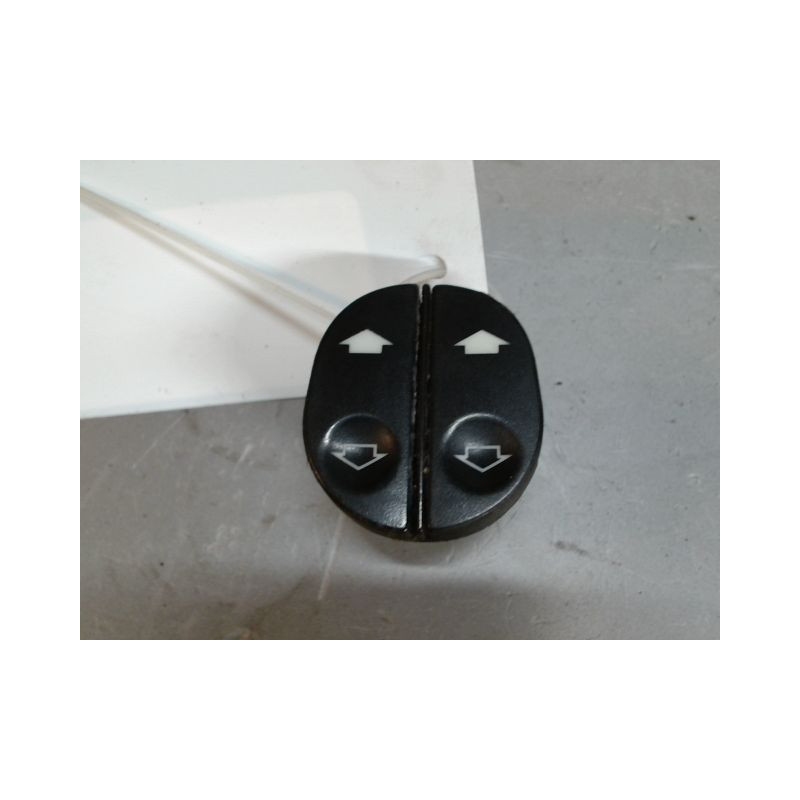 COMMANDE LEVE-GLACE PORTE AVG FORD FIESTA 02 -05