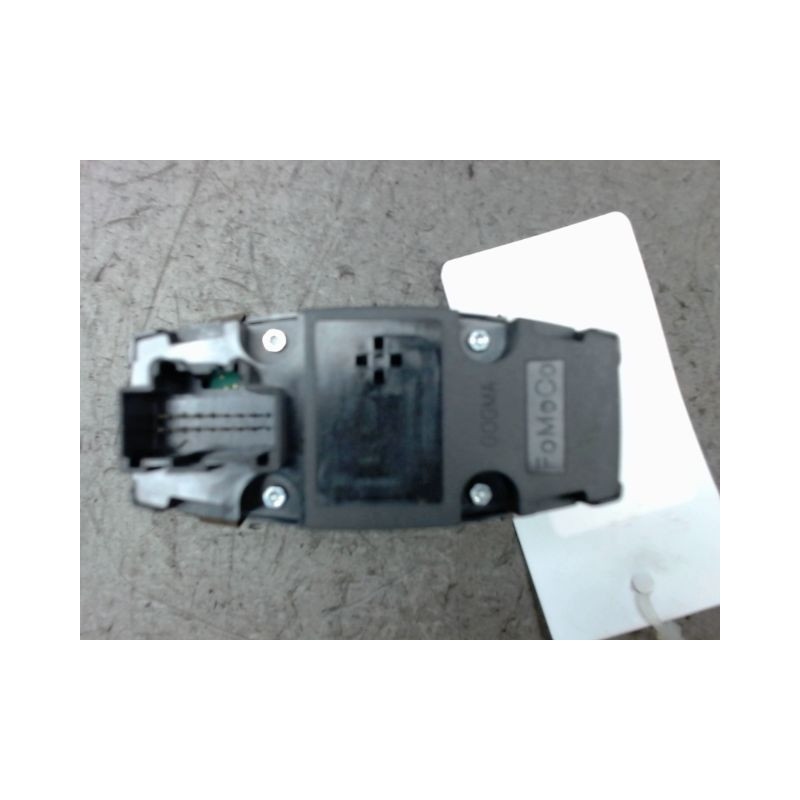 COMMANDE ECLAIRAGE FORD B-MAX