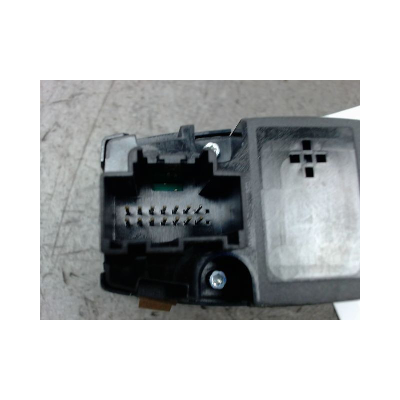 COMMANDE ECLAIRAGE FORD B-MAX