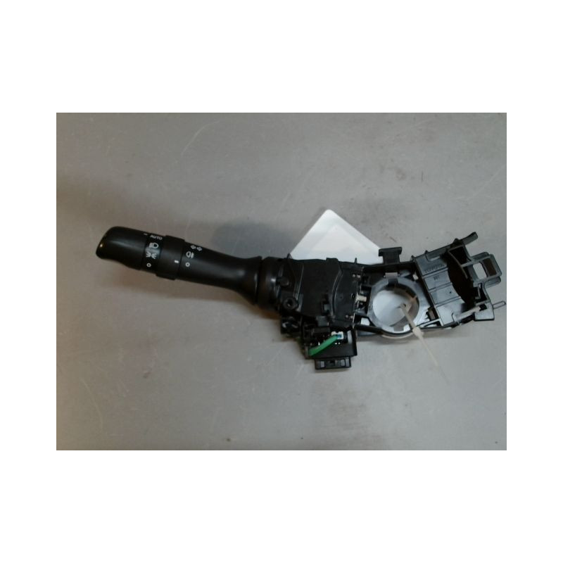 COMMANDE CLIGNOTANT LEXUS CT200H