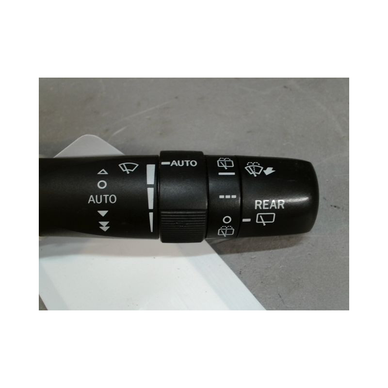 COMMANDE ESSUIE GLACE LEXUS CT200H