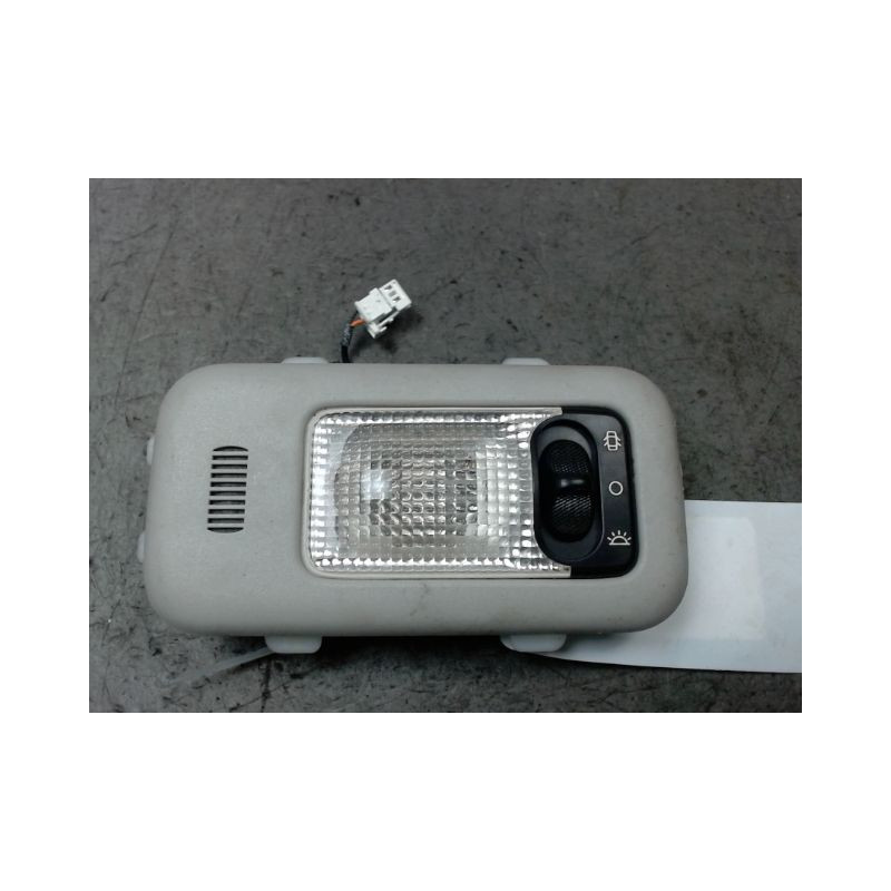 PLAFONNIER TOYOTA AYGO 5P