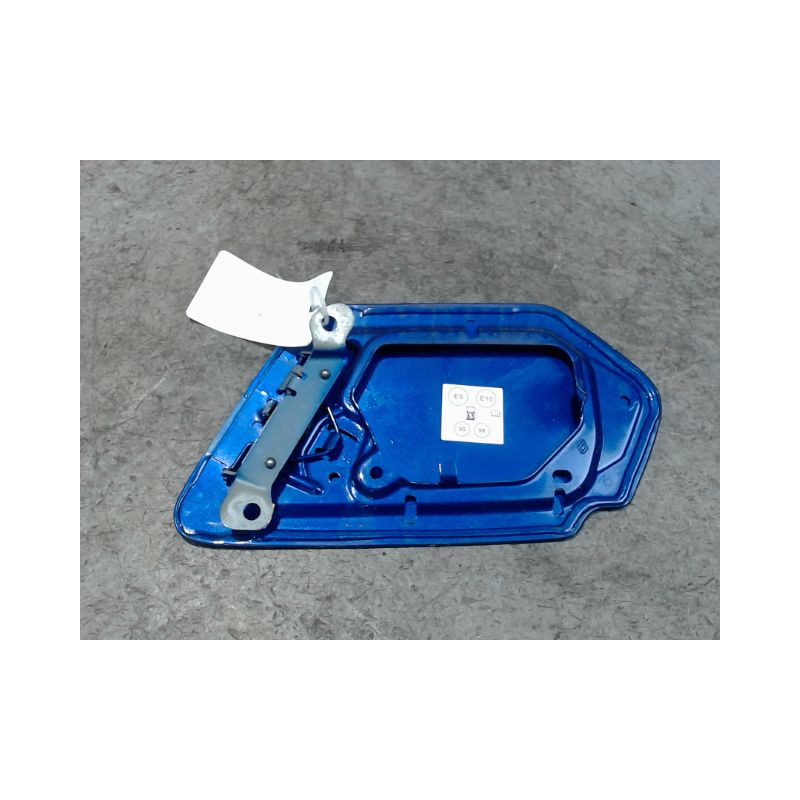 VOLET DE TRAPPE CARBURANT DACIA SANDERO 2008-