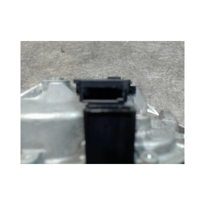 MOTEUR ESSUIE-GLACE ARRIERE ALFA ROMEO MITO