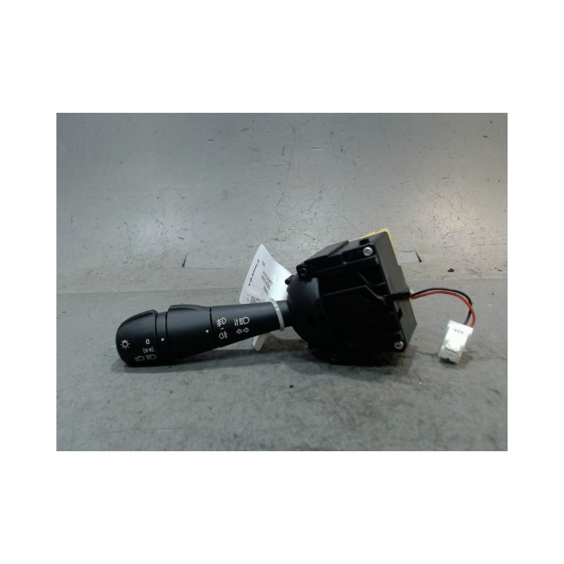 COMMANDE CLIGNOTANT RENAULT CAPTUR