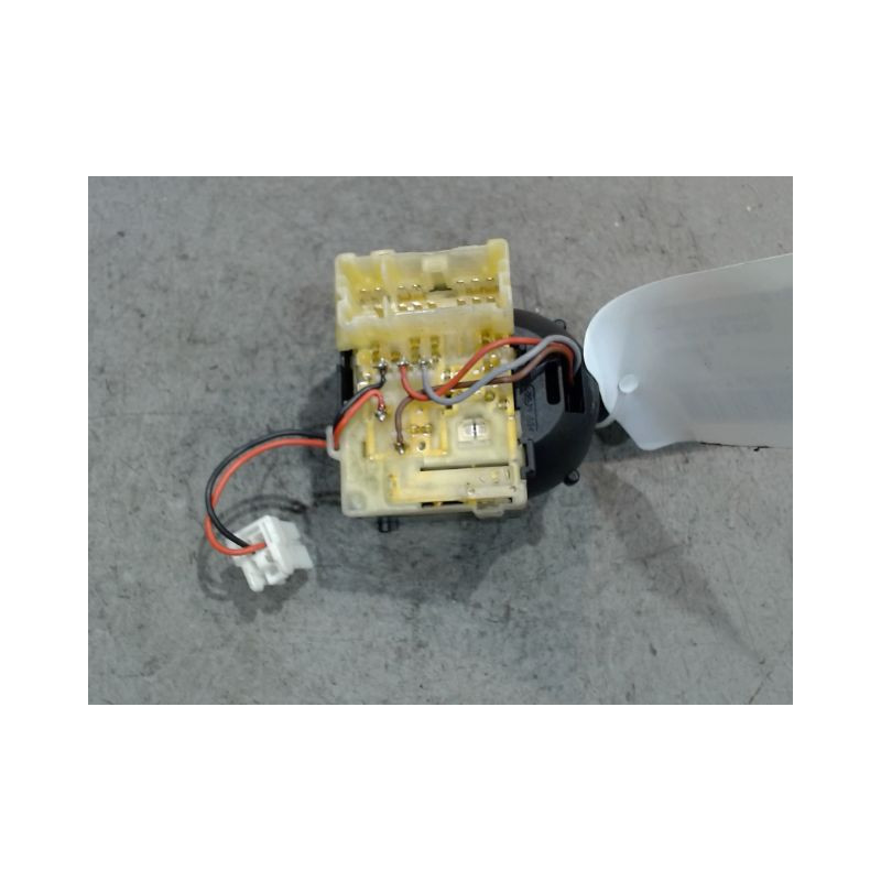 COMMANDE CLIGNOTANT RENAULT CAPTUR
