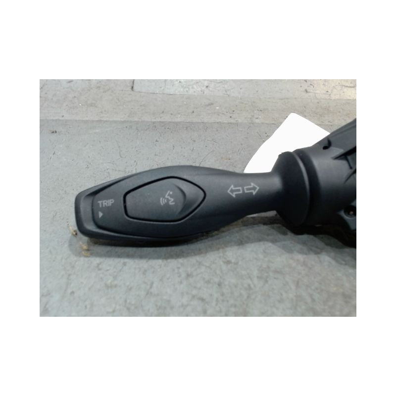 COMMANDE CLIGNOTANT FORD FIESTA