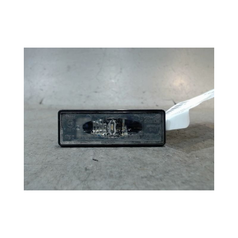 ECLAIREUR PLAQUE DE POLICE GAUCHE RENAULT CAPTUR