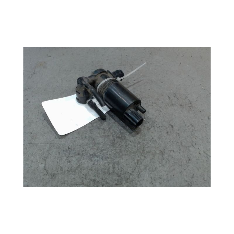 POMPE LAVE-GLACE AVANT FORD FIESTA