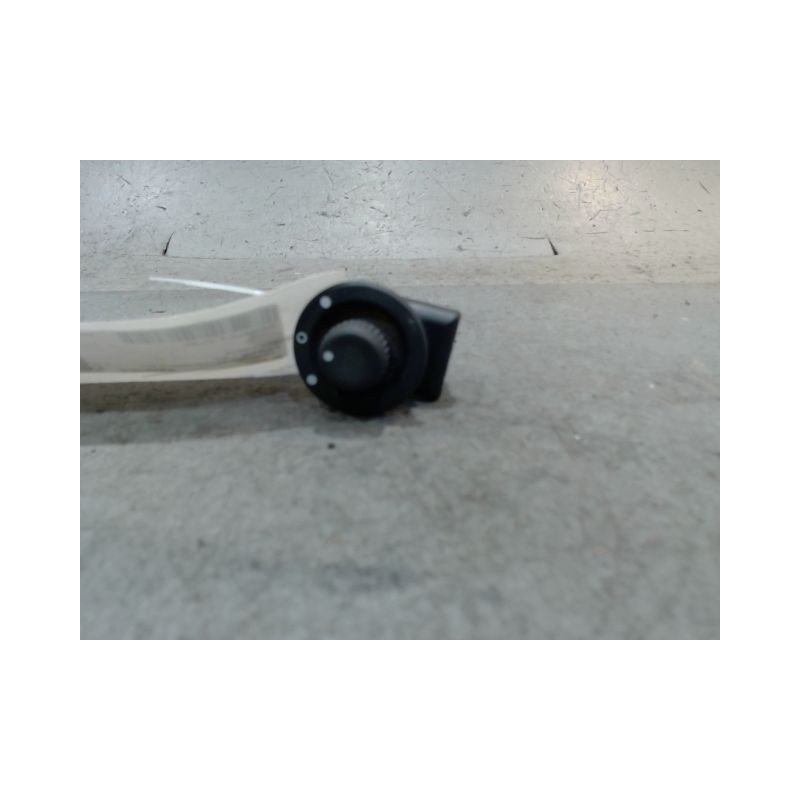 COMMANDE RETROVISSEUR EXTERIEUR ELECTRIQUE RENAULT CLIO